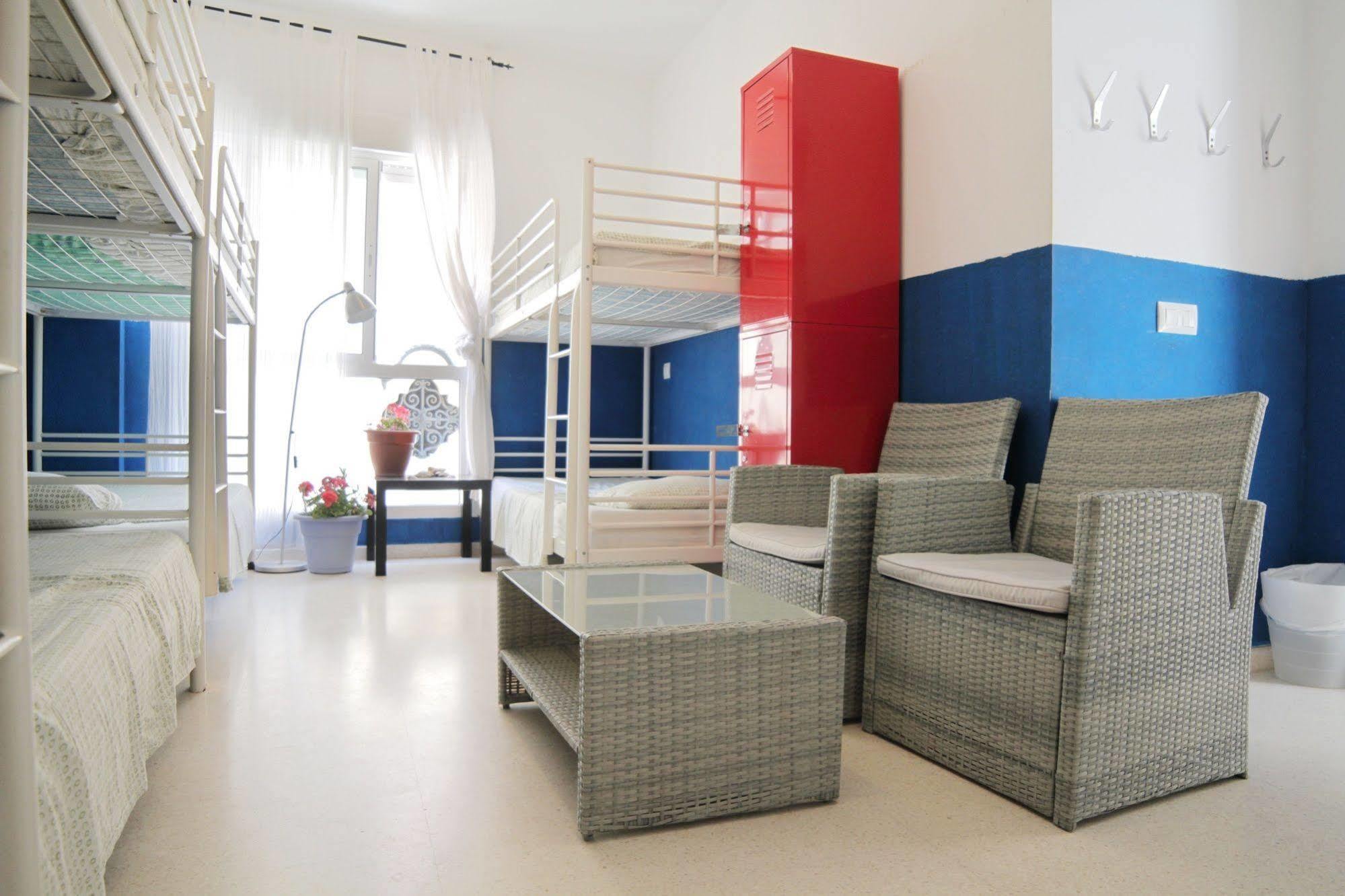 Cadiz Inn Backpackers 外观 照片